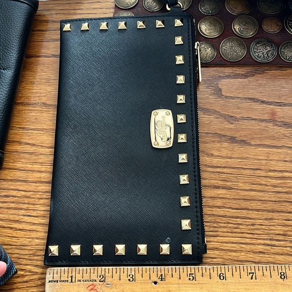 Michael lord wrist pouch (SOLD) - Picture 3 of 8